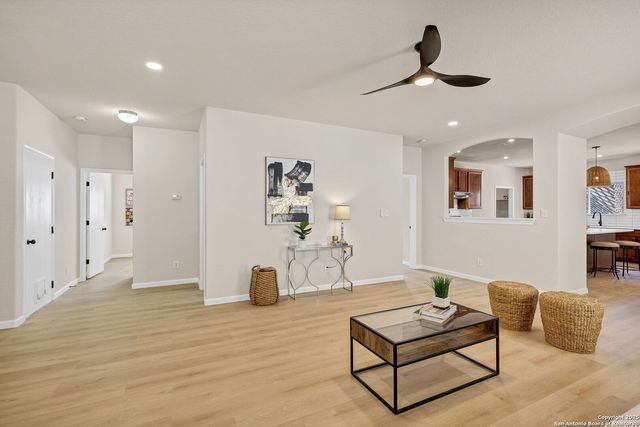 8115 Puente, San Antonio, TX 78223