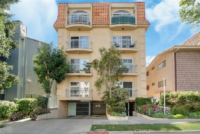 1871 Greenfield Avenue 102, Los Angeles, CA 90025