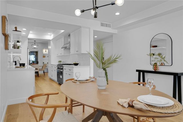 1871 Greenfield Avenue 102, Los Angeles, CA 90025