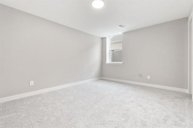 25067 W 94th Terrace, Lenexa, KS 66227