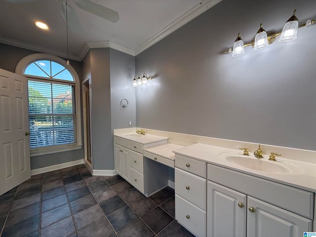 2125 BROOK HIGHLAND RIDGE, Birmingham, AL 35242
