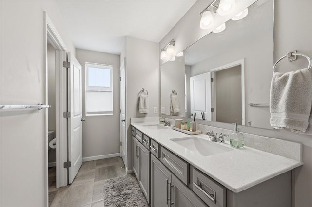 775 Midtown Lane, New Brighton, MN 55112