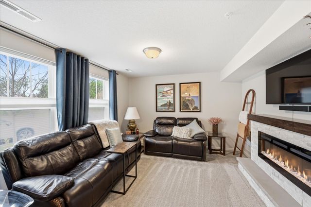 775 Midtown Lane, New Brighton, MN 55112