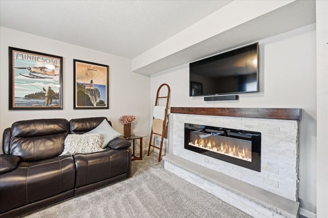 775 Midtown Lane, New Brighton, MN 55112