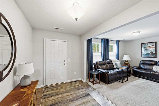 775 Midtown Lane, New Brighton, MN 55112