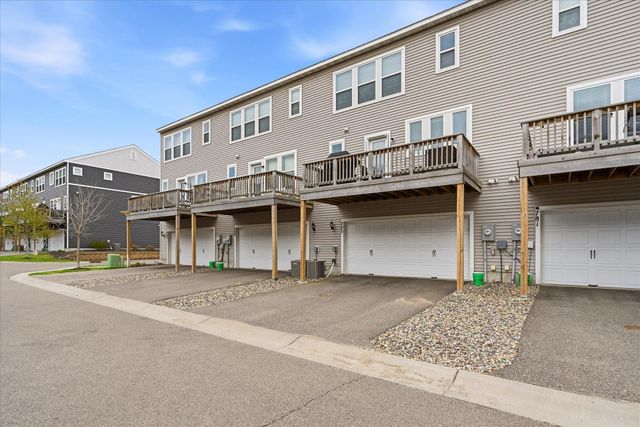 775 Midtown Lane, New Brighton, MN 55112