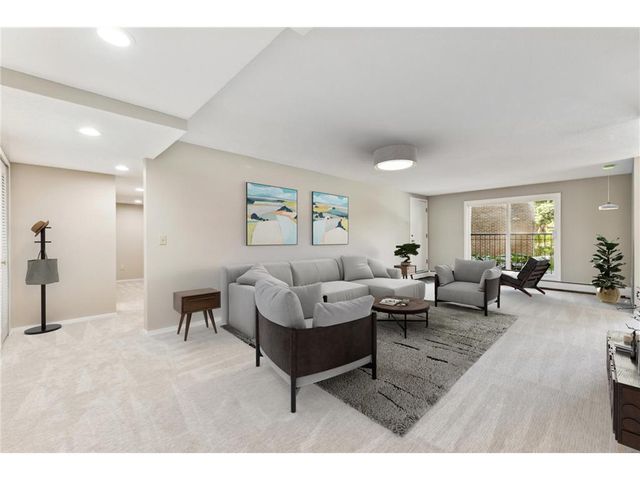 3412 Oak Ridge Road 108, Minnetonka, MN 55305