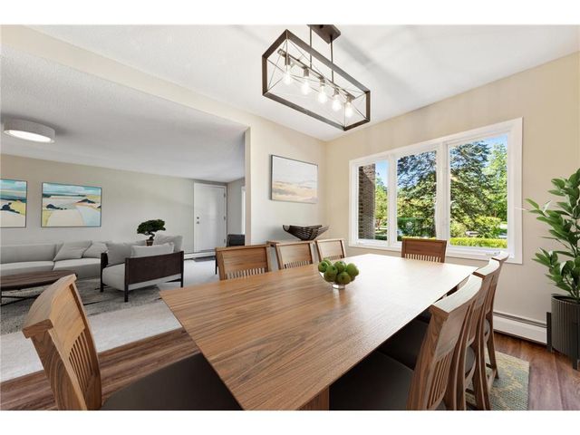 3412 Oak Ridge Road 108, Minnetonka, MN 55305