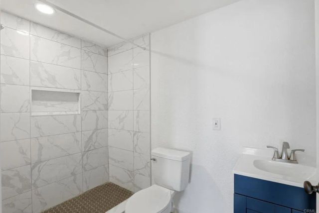 1668 Spanish Oak Pl, El Cajon, CA 92019