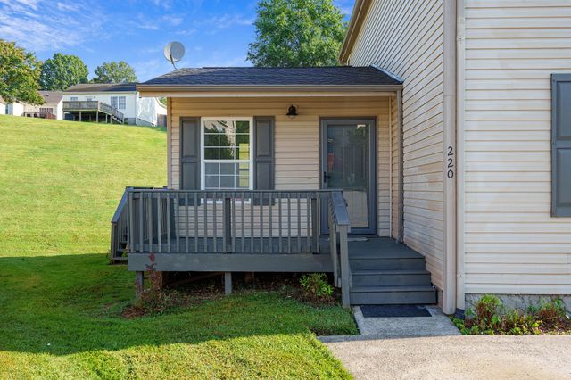 220 Brittany Park Cir, Antioch, TN 37013
