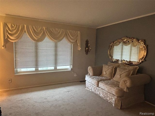 740 Sheffield Drive, Madison Heights, MI 48071