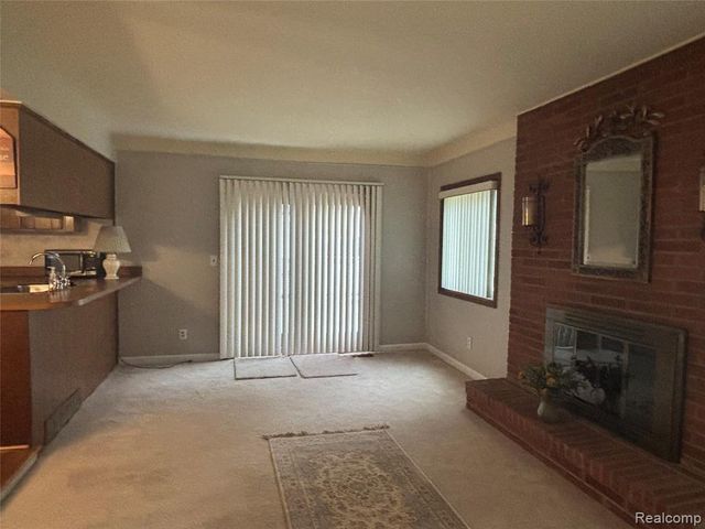 740 Sheffield Drive, Madison Heights, MI 48071