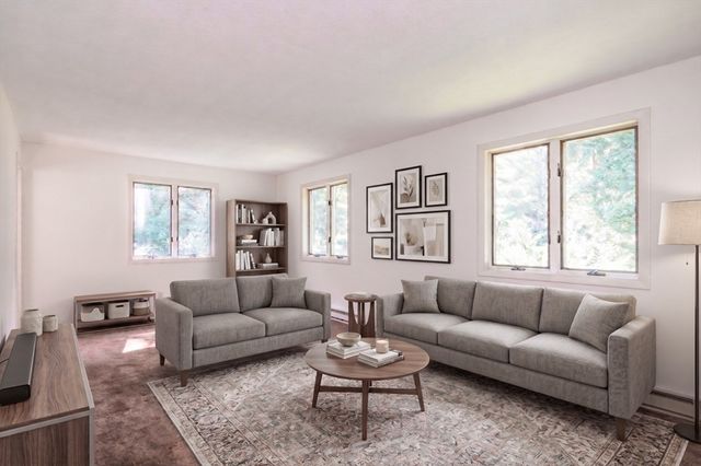 77 Grantwood Drive, Amherst, MA 01002