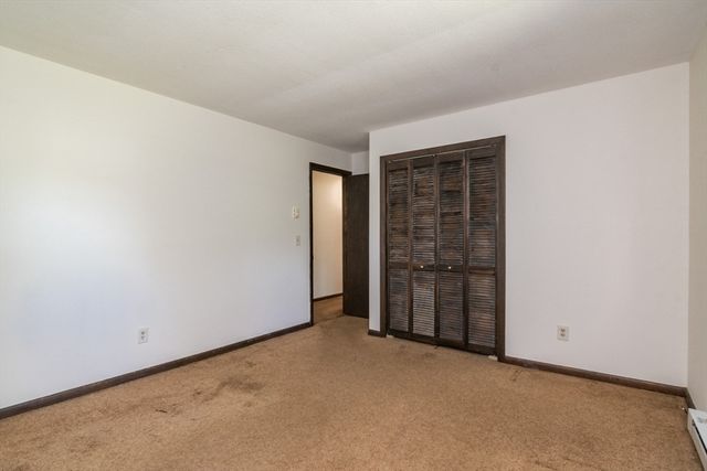 77 Grantwood Drive, Amherst, MA 01002