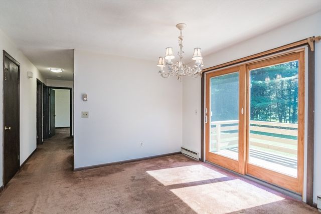 77 Grantwood Drive, Amherst, MA 01002