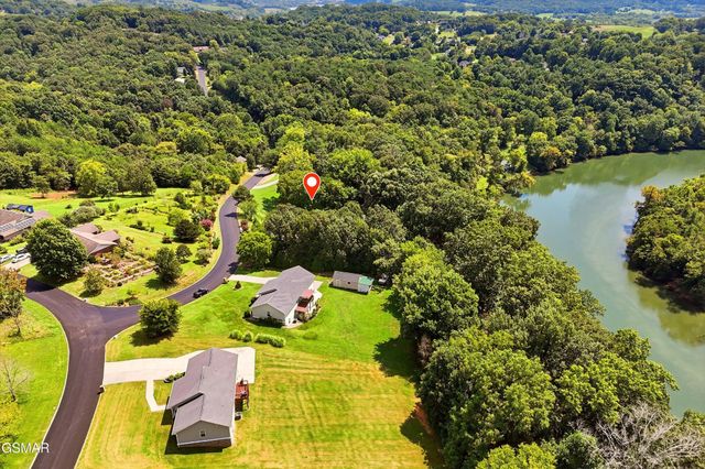 5 Rock House Road, Kodak, TN 37764