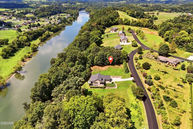 5 Rock House Road, Kodak, TN 37764