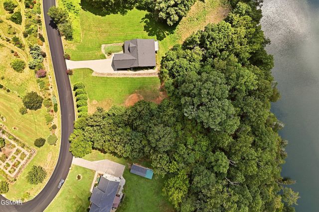 5 Rock House Road, Kodak, TN 37764