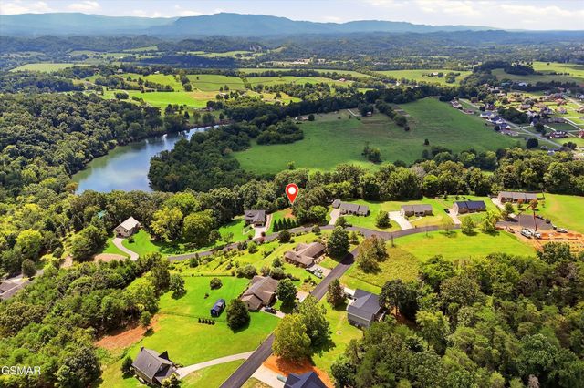 5 Rock House Road, Kodak, TN 37764