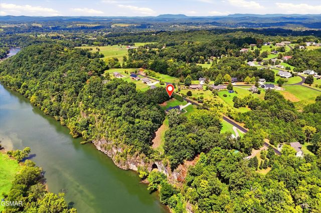 5 Rock House Road, Kodak, TN 37764