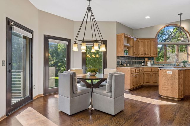 4325 Rosewood Lane N, Plymouth, MN 55442