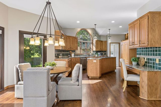 4325 Rosewood Lane N, Plymouth, MN 55442