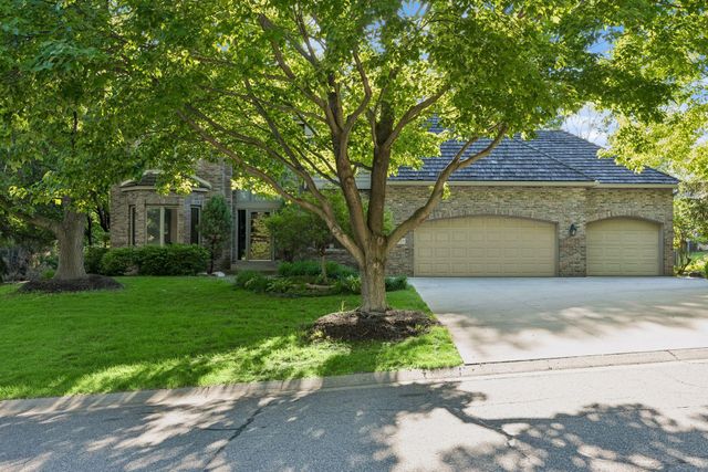 4325 Rosewood Lane N, Plymouth, MN 55442