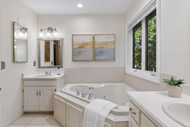 4325 Rosewood Lane N, Plymouth, MN 55442