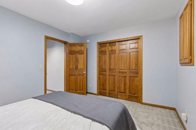 4325 Rosewood Lane N, Plymouth, MN 55442
