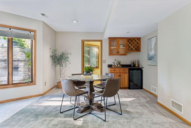4325 Rosewood Lane N, Plymouth, MN 55442