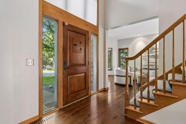 4325 Rosewood Lane N, Plymouth, MN 55442