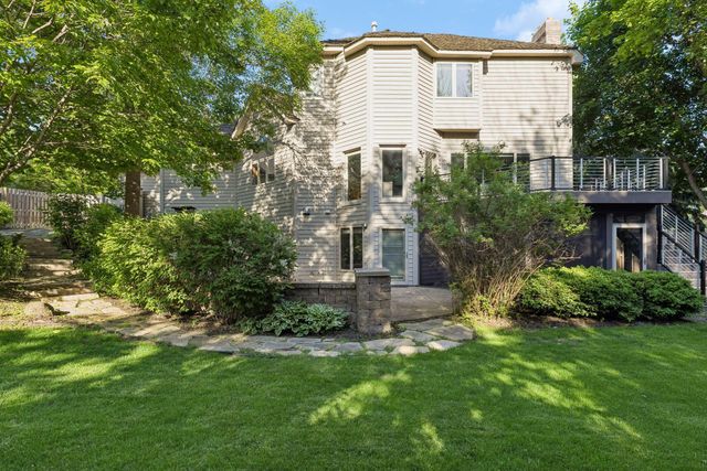 4325 Rosewood Lane N, Plymouth, MN 55442