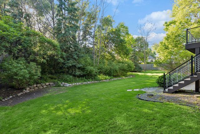 4325 Rosewood Lane N, Plymouth, MN 55442