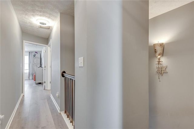 101 Creekwood Drive, Woodstock, GA 30188