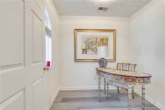 101 Creekwood Drive, Woodstock, GA 30188