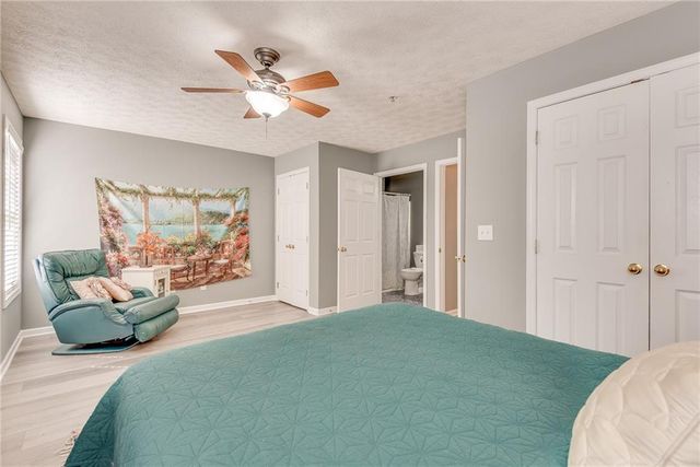 101 Creekwood Drive, Woodstock, GA 30188