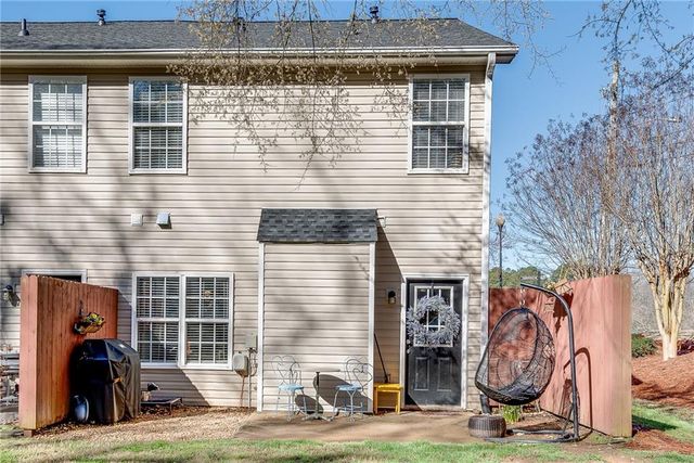 101 Creekwood Drive, Woodstock, GA 30188