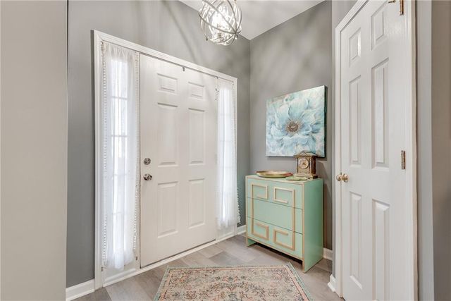 101 Creekwood Drive, Woodstock, GA 30188