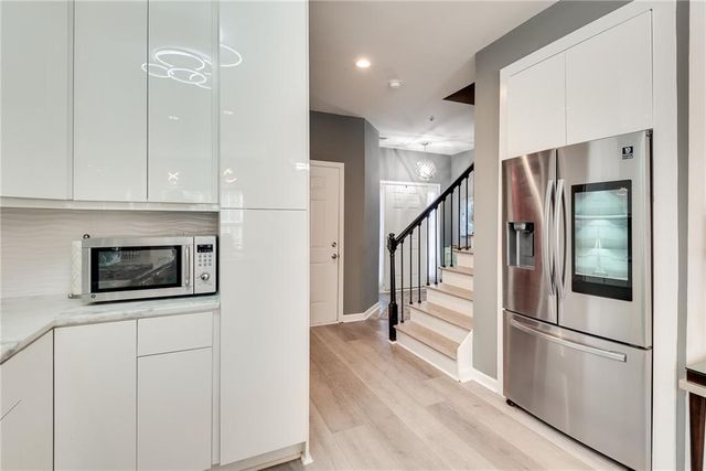 101 Creekwood Drive, Woodstock, GA 30188