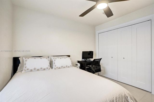 5614 Flagler St, Hollywood, FL 33023