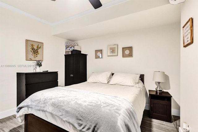 5614 Flagler St, Hollywood, FL 33023