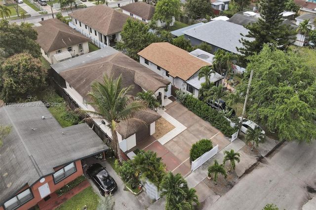 5614 Flagler St, Hollywood, FL 33023