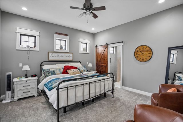 233 NE 60th Court, Ankeny, IA 50021