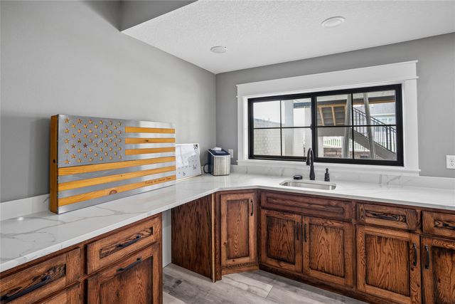 233 NE 60th Court, Ankeny, IA 50021
