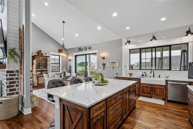 233 NE 60th Court, Ankeny, IA 50021