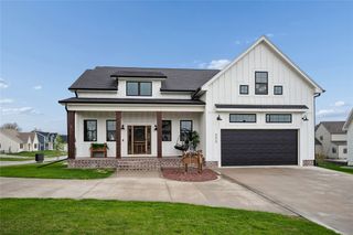 233 NE 60th Court, Ankeny, IA 50021