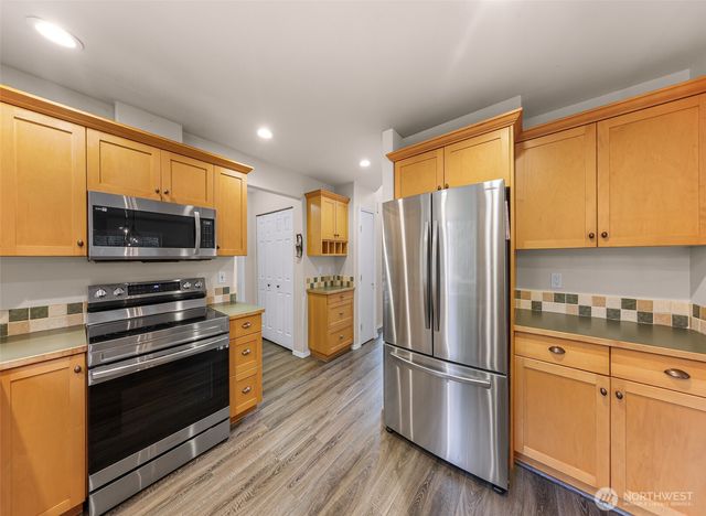 2976 Upland Way, Ferndale, WA 98248