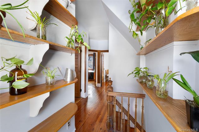 304 Westervelt Ave, Staten Island, NY 10301