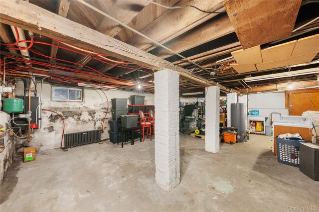 304 Westervelt Ave, Staten Island, NY 10301