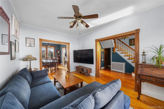 304 Westervelt Ave, Staten Island, NY 10301